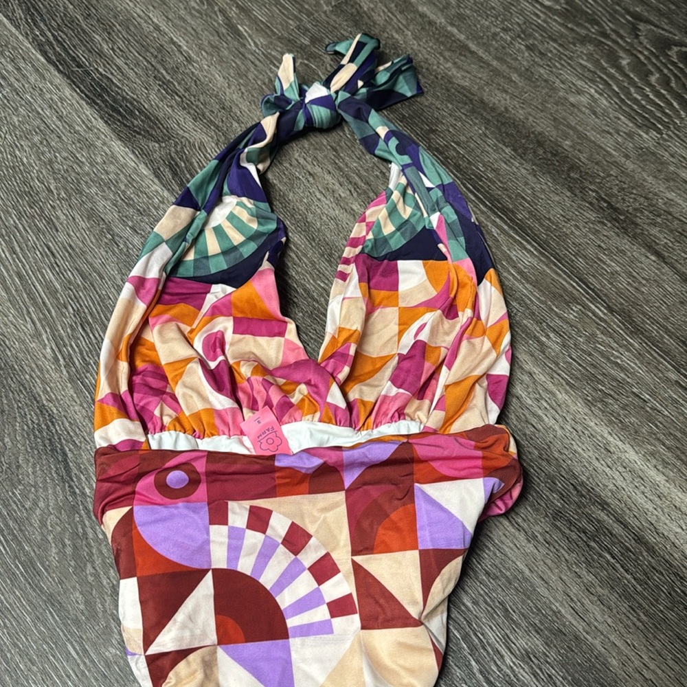 Farm Rio Ombre Graphic Toucans One-Piece Swimsuit, small, $228 - Picture 15 of 16